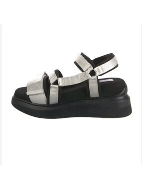 SUZANNE RAE ESPADRILLES White Sport Sandal with Black Platform Sole